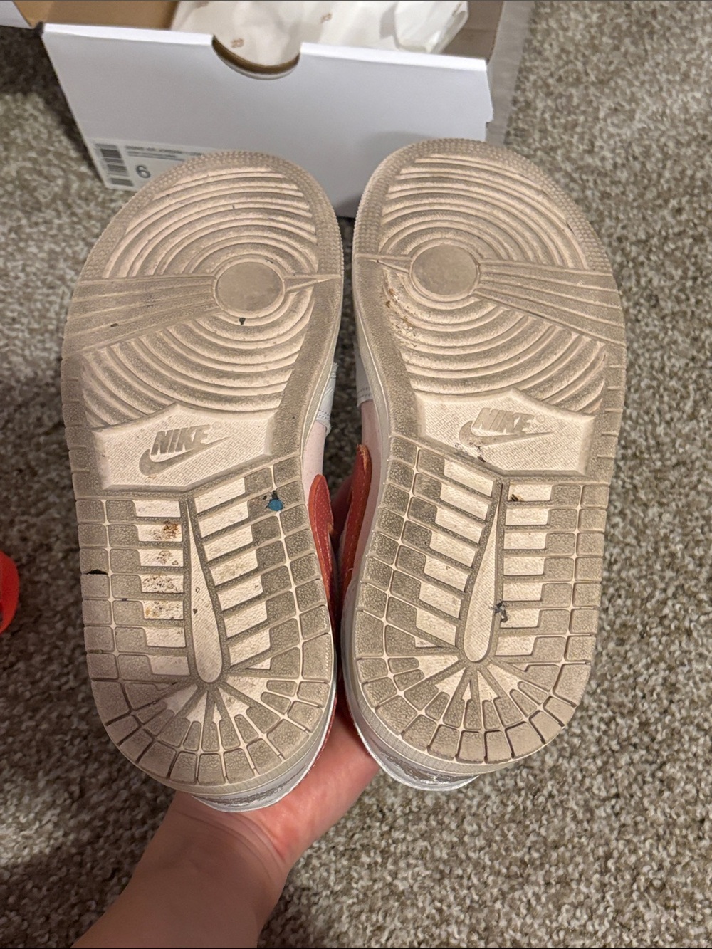 “Strawberry Milkshake” Air Jordan 1 Low SE - Picture 4 of 5